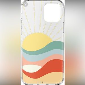 Casey - Here Comes the Sun 
Colorblock Sunset Case
Bold + MagSafe® / iPhone 13